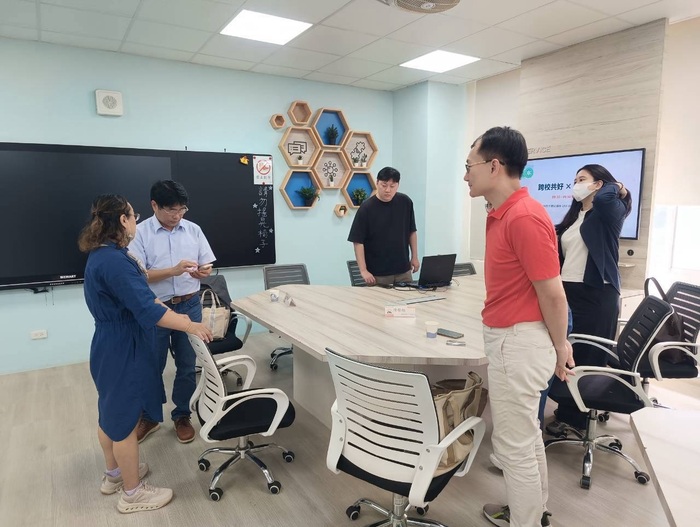 各校計畫主持群意見交流分享圖片