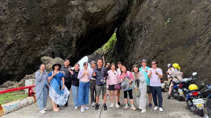 第二天椰油村大合照圖片