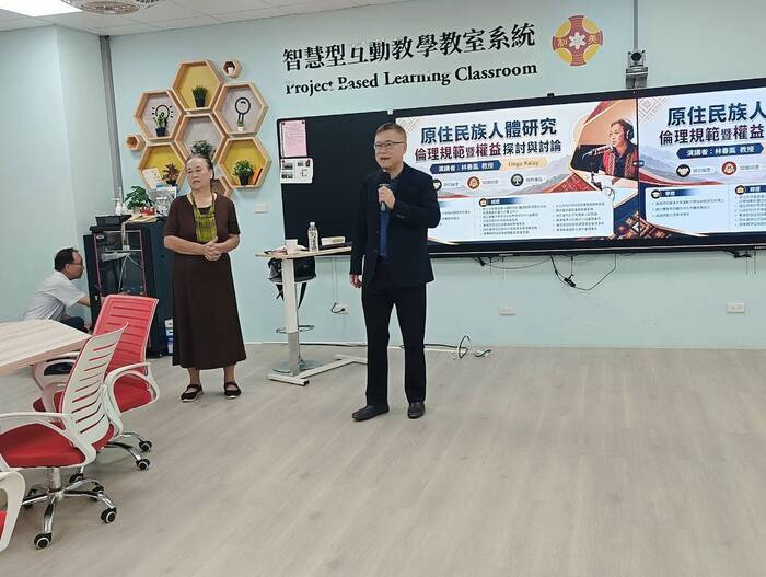 鍾副校長致感謝詞圖片