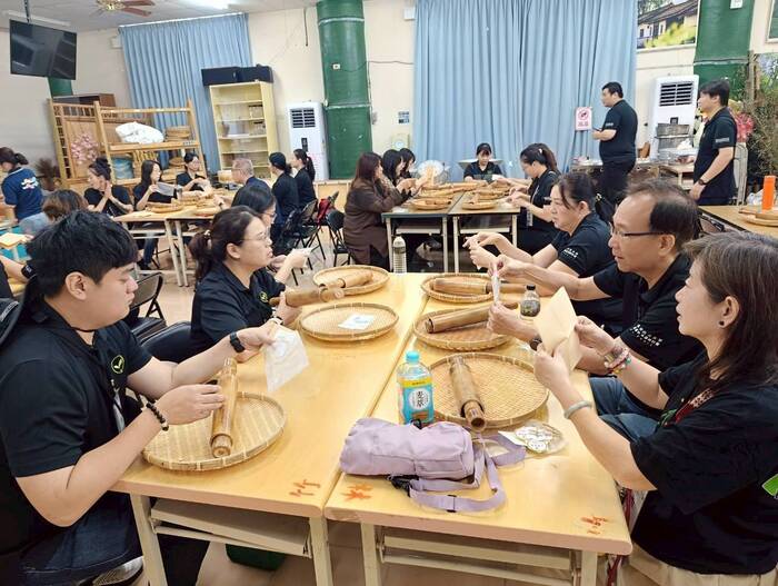小半天體驗竹管茶餅製作