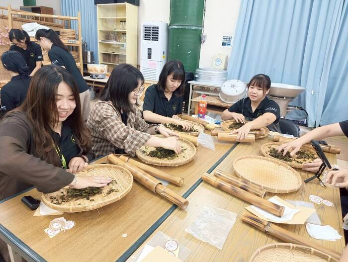 小半天體驗竹管茶餅製作
