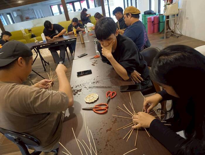 認真學習製作中