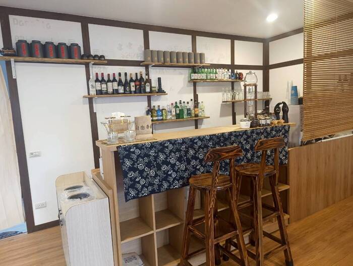 「茶話小舖」由長輩們經營，讓生活變成用故事來延續文化，變成是一種生活態度。